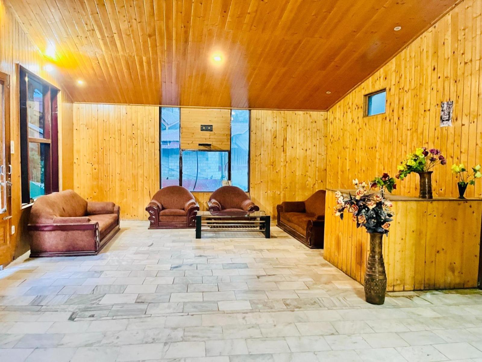 Hadimba Hill View By Hadimba Palace, Manali - Premium Room ! Family Hotel ! Parking ! Near Hadimba Temple Exterior foto