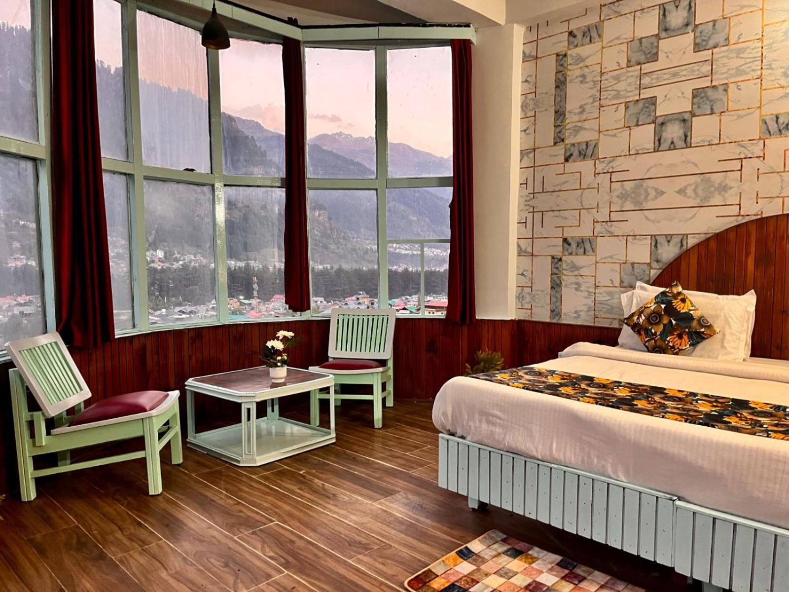 Hadimba Hill View By Hadimba Palace, Manali - Premium Room ! Family Hotel ! Parking ! Near Hadimba Temple Exterior foto